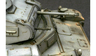 1/35 Pz.Kpfw.II Ausf.C with Interior, 4 Figures & Accessories