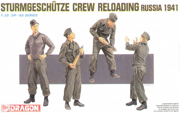 Sturmgeschutz/StuG crew reloading Russia 1944