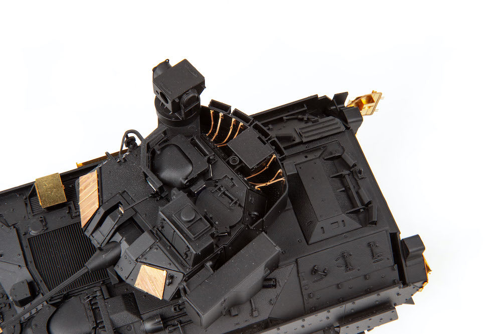 M2 Bradley 1/35 (designed to be used with Magic Factory kits)