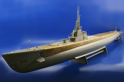 USS Gato Class submarine (designed to be used with Revell kits)