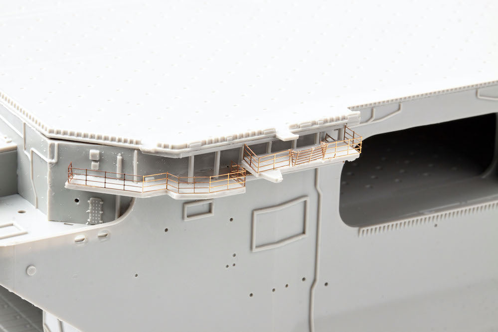 USS Wasp LHD-1 part 4 1/350 (designed to be used with Trumpeter kits)