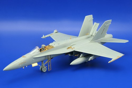 RE-RELEASED!!! McDonnell-Douglas F/A-18C Hornet 1/72 (designed to be used with Academy kits)