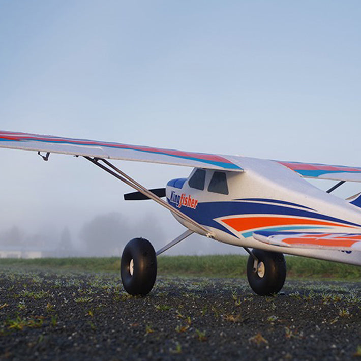 FMS 1400MM KINGFISHER PNP WITH WHEELS,FLOATS,SKIS AND FLAPS FMS103PF-REFV3