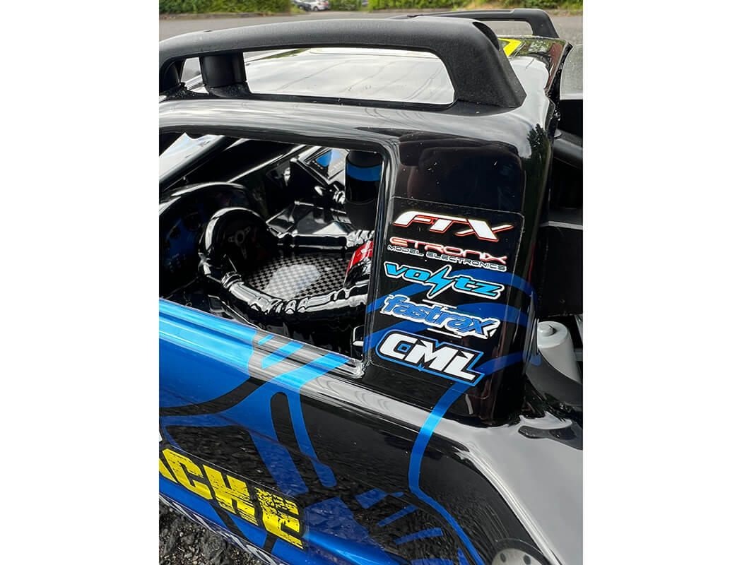 FTX GRAND APACHE 1/7 BRUSHLESS 8S TROPHY TRUCK - BLUE