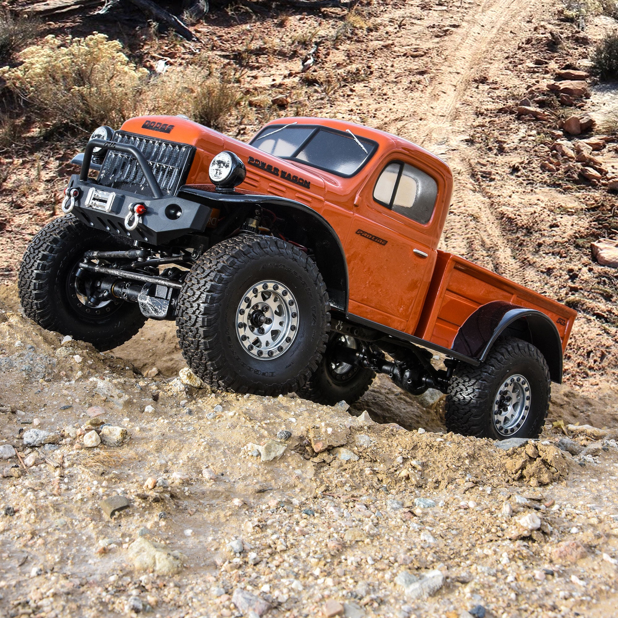 1/10 1946 Dodge Power Wagon Clear Body 12.3" (313mm) WB Craw