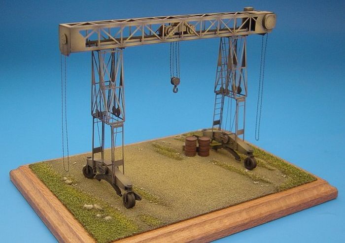 Fries 16t German crane (resin and etched)