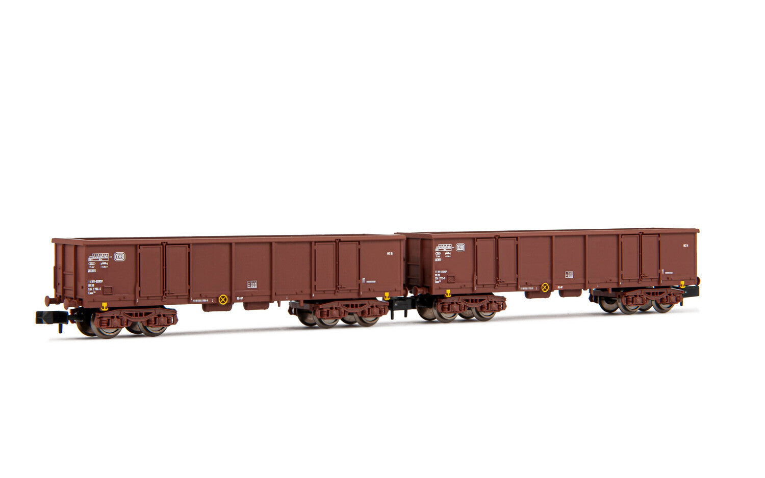 DB 2-unit set 4-axle open wagons Eaos brown livery loaded with scrap period IV