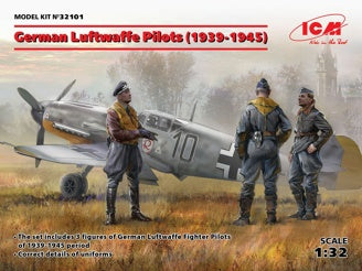 ICM German Luftwaffe Pilots (1939-1945) 3 Figures