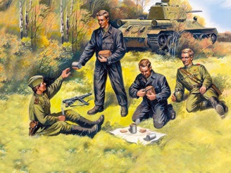 ICM Soviet Tank Crew (1943-1945) 4 Figures