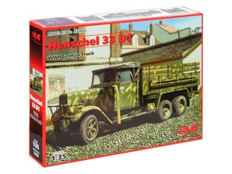 ICM Henschel 33 D1, WWII German Army Truck