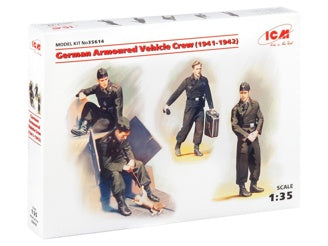ICM German Armoured Vehicle Crew (1941-1942) 4 Figures & Cat