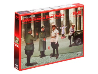 ICM WWII German Road Police 5 Figures