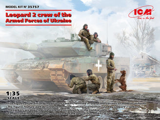 ICM Leopard 2 Crew of the Armed Forces of Ukraine (5 Figures & Dog)