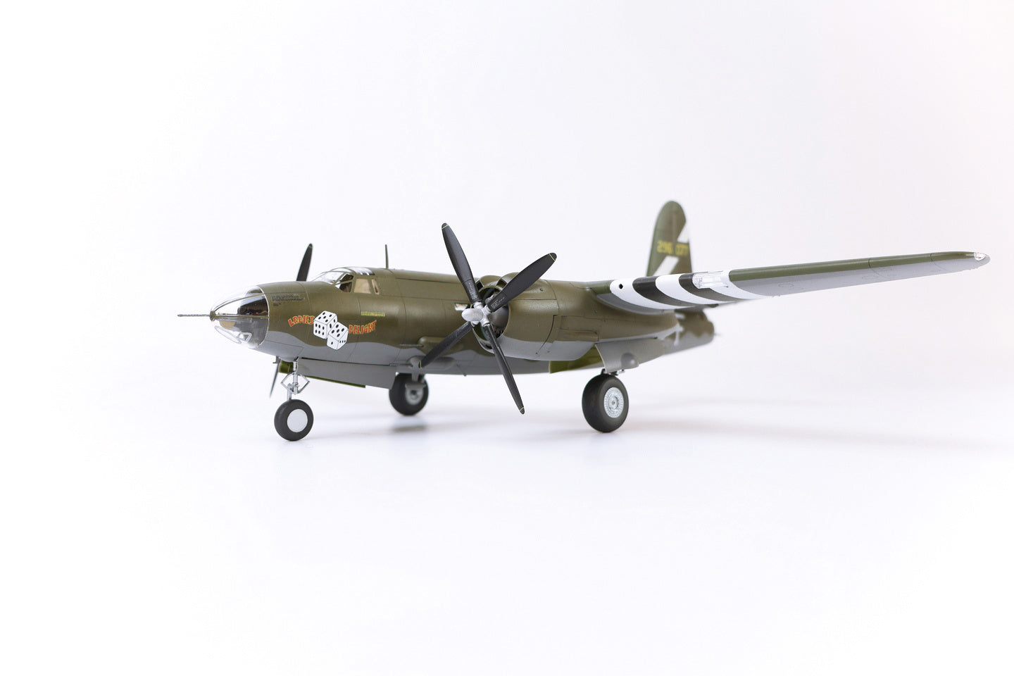 ICM 1/48 B-26B Marauder, Wwii American Bomber ICM48320