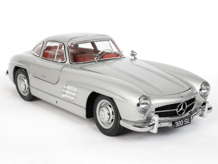 Mercedes 300 SL Silver 1/8 Scale Full Metal Kit