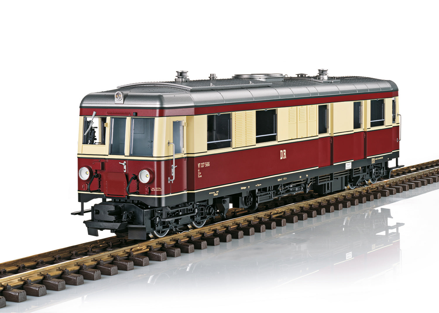 LGB DR Powered Rail Car VT 137 Ep. III L26391
