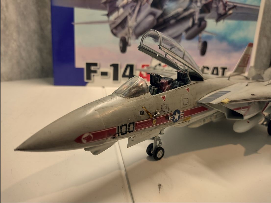 Great Wall Hobby 1/48 Grumman F-14B Tomcat L4832