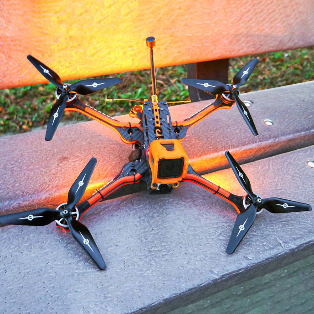 Master Airscrew 3MR Series - 3-Blade 9x4.5 Propeller (CCW) Black MAS3M09X45NB1