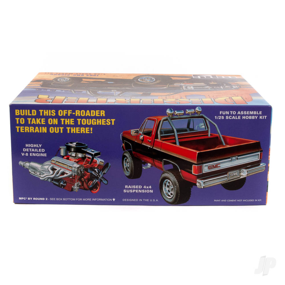 MPC 1:25 1984 GMC Pickup (White) MPC847 2