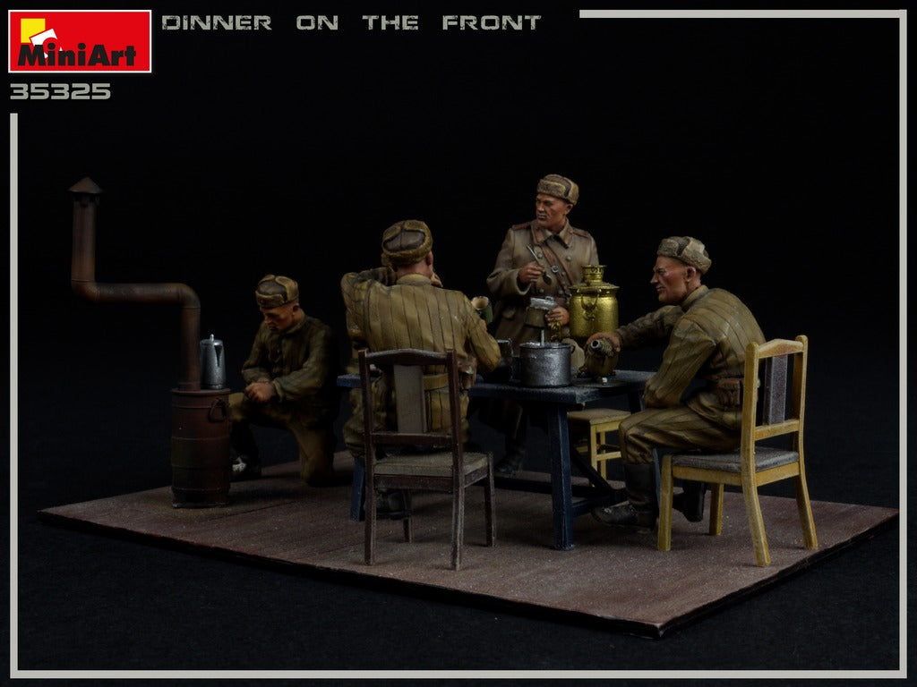 DINNER ON THE FRONT Russian (WWII)Box contains models of unassembled plastic model kit:Five figuresFurnitureDishesPotbelly stoveSamovarInfantry weapon & equipment