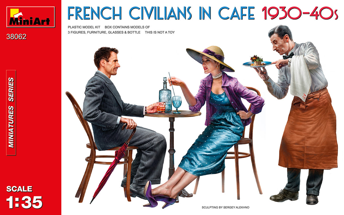 FRENCH CIVILIANS IN CAFE 1930-40s (WWII)