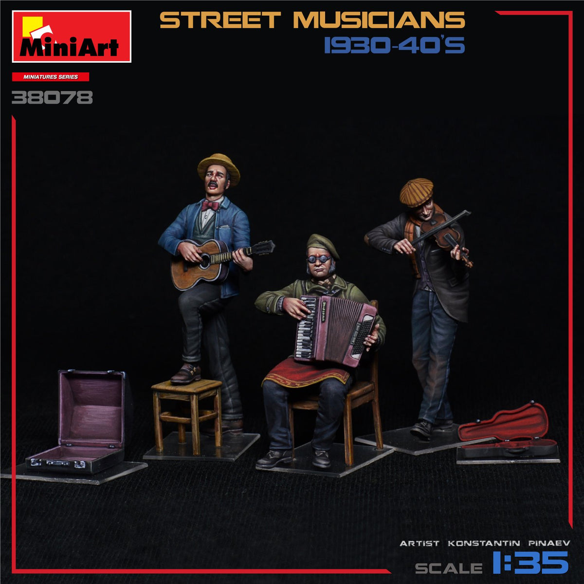 STREET MUSICIANS 1930-40'sKit contains models of 3 figures with musical instruments