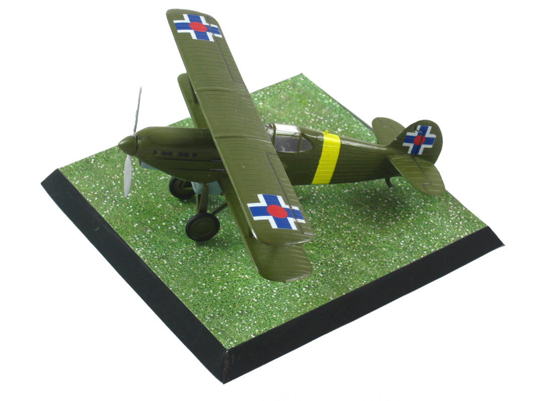 Grass - Clover size of the field 10,3 x 10,3 cm https://www.youtube.com/watch?v=O-v2gboyqkY