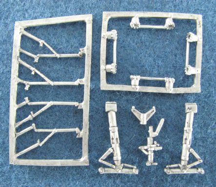 Boeing 767 replacement Metal Landing Gear (designed to be used with Zvezda kits)