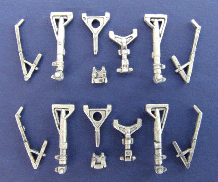 Boeing 737-800 replacement Metal Landing Gear (designed to be used with Revell kits)