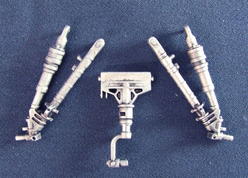 Lockheed-Martin F-16C replacement Metal Landing Gear (designed to be used with Academy kits)