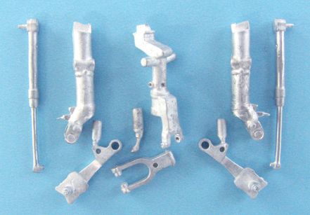 BAe Hawk T.1 replacement Metal Landing Gear (designed to be used with Revell kits)
