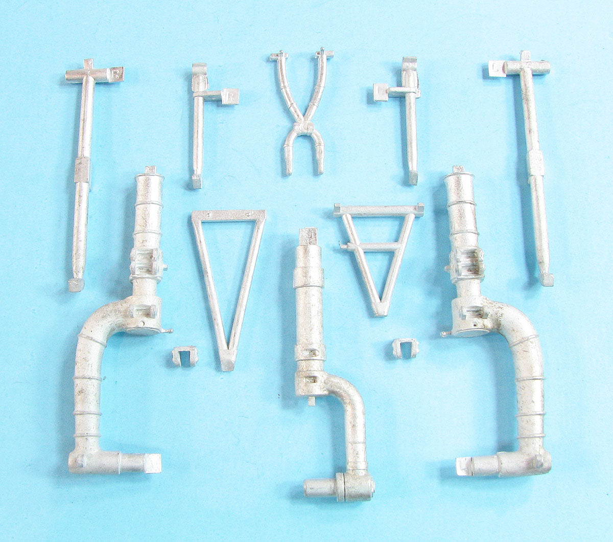 Consolidated B-24D/B-24J Liberator replacement Metal Landing Gear (designed to be used with Hobby Boss kits)