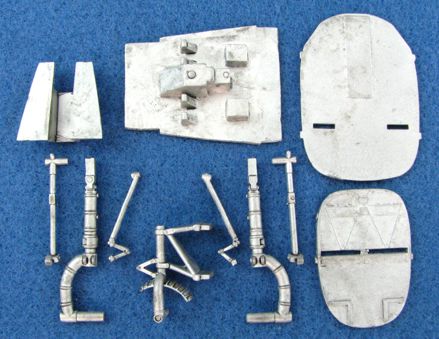 Consolidated B-24J Liberator replacement Metal Landing Gear (designed to be used with Hasegawa kits)