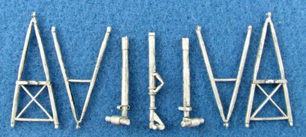 Fairchild C-119 Boxcar replacement Metal Landing Gear (designed to be used with Italeri kits)