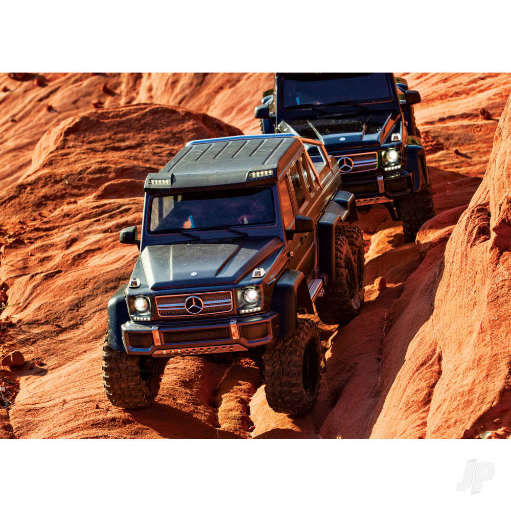 Traxxas TRX-6 Mercedes-Benz G 63 AMG XL-5 1:10 6X6 RTD Scale & Trail Crawler, Black (TRX88296-4-BLK)