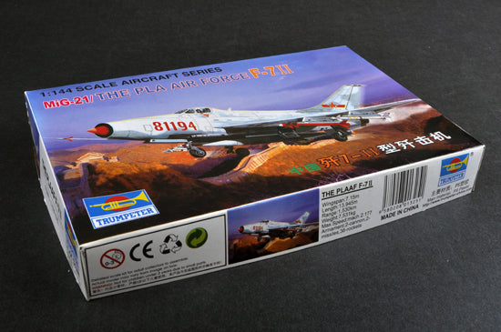 Trumpeter 1:144 - Mikoyan MiG-21 / PLA AIR FORCE F-7II