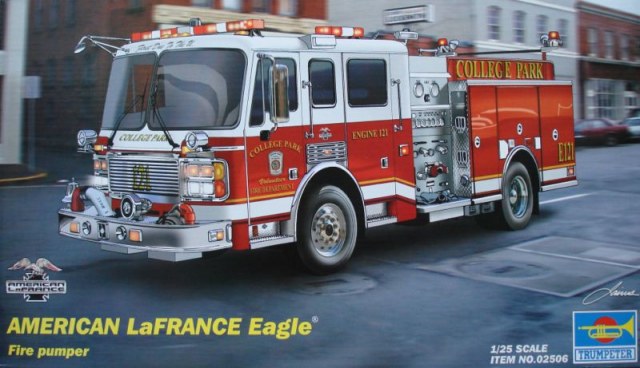 Trumpeter 1:25 - American LaFrance 2002 Batcalion