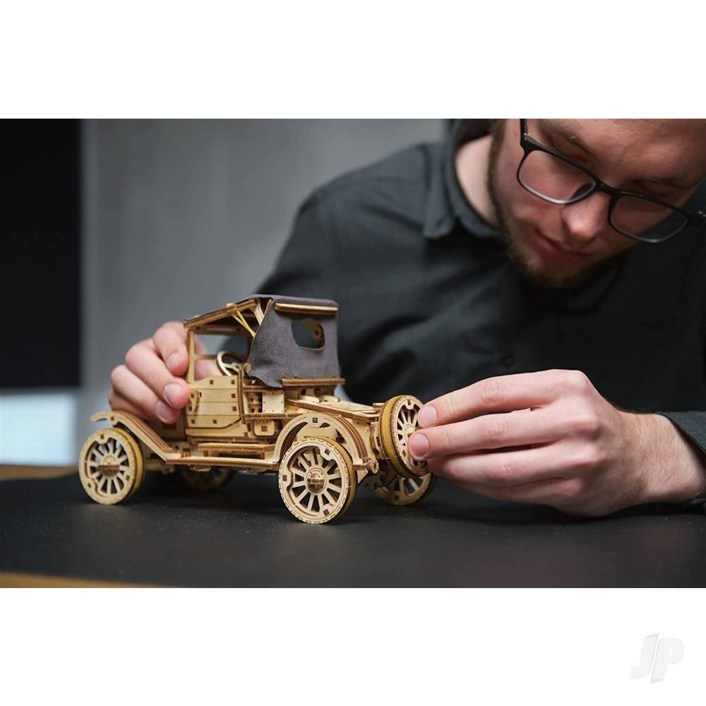 UGears Retrocar UGR-T (Old Model T) UGR70175 6