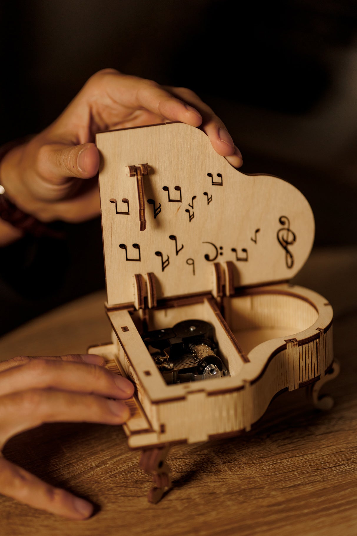 Grand Piano ( music box)