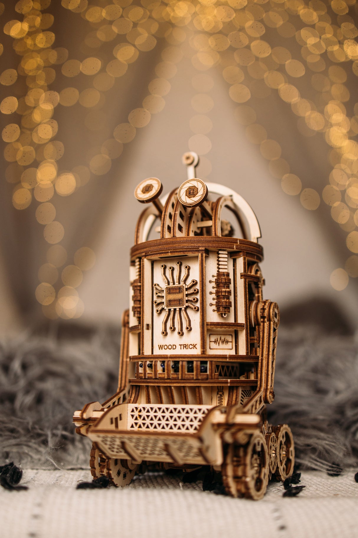 Space junk robot (mechanical)