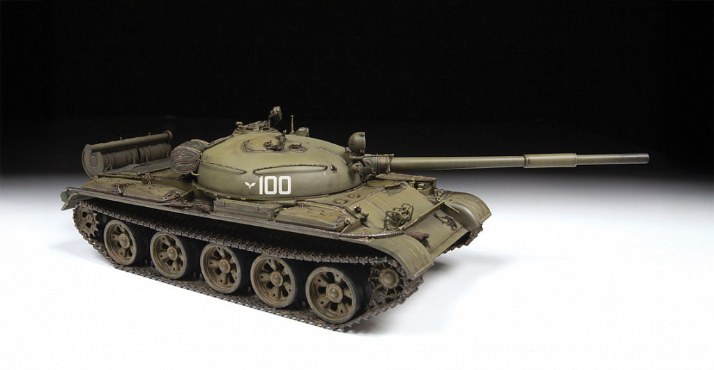 Zvezda T-62 Soviet Main Battle Tank Z3622