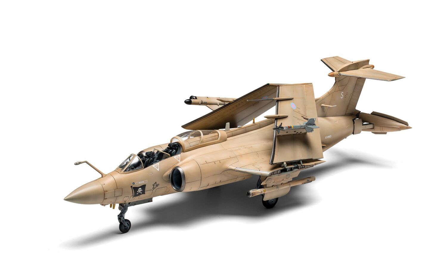 Airfix 1/72 Blackburn Buccaneer S.2B Gulf War A06022A