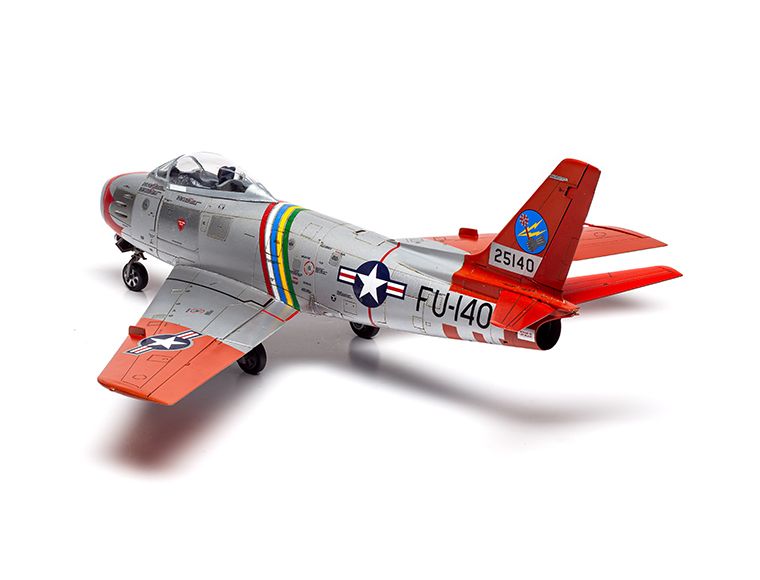 Airfix US North American F-86F Sabre (1:48 Scale) A08111