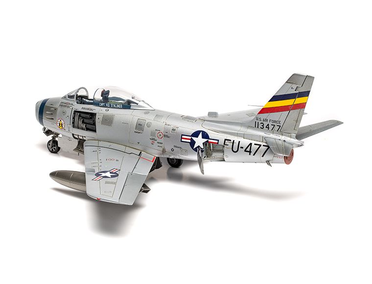 Airfix US North American F-86F Sabre (1:48 Scale) A08111