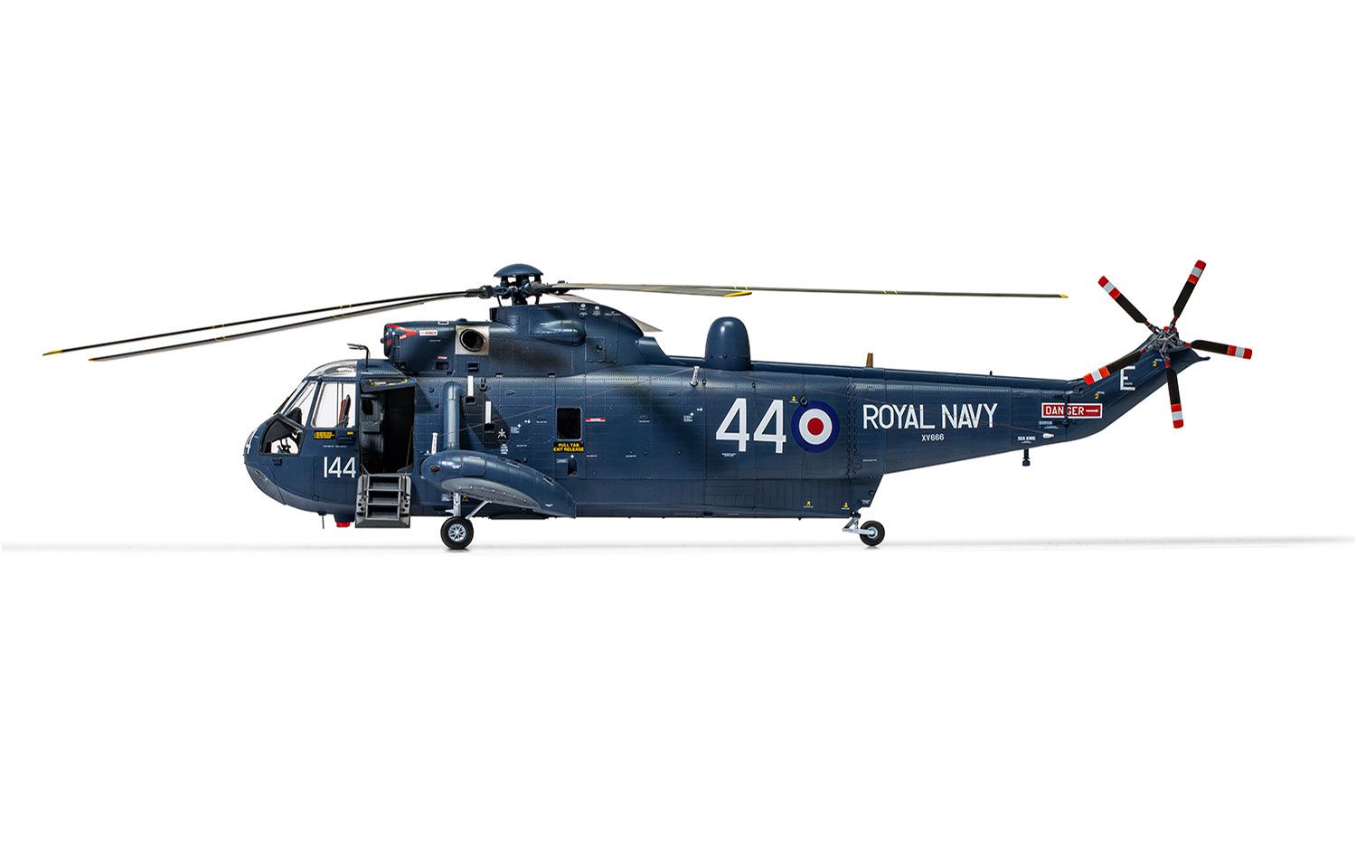 Airfix 1/48 Westland Sea King Has.1 / Has.5 / Hu.5 A11006