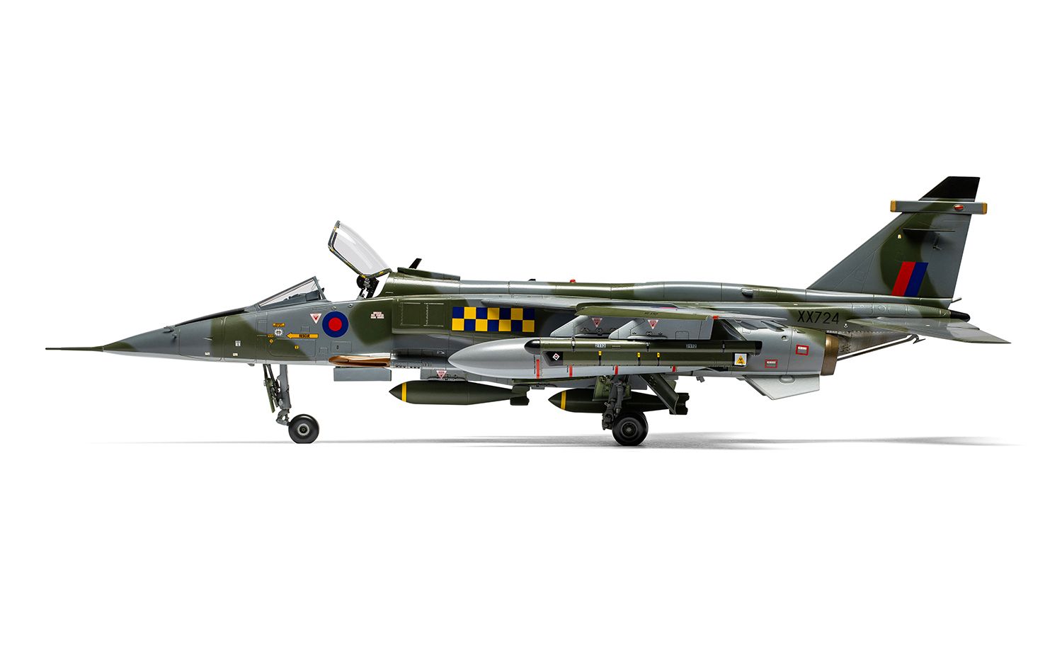 Airfix British SEPECAT Jaguar GR.1/GR.1A (1:48 Scale)