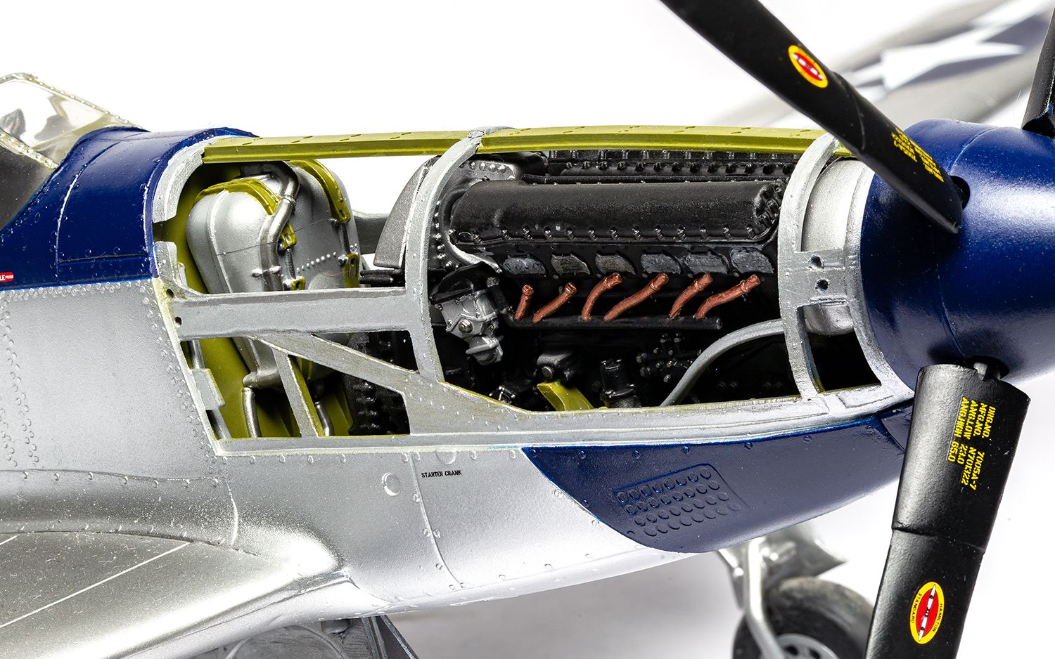 Airfix 1/24 US North American P-51D Mustang A14001V