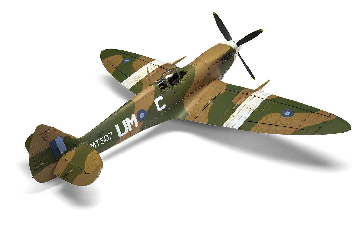 Airfix 1/24 Supermarine Spitfire Mk.VIII A17002 11