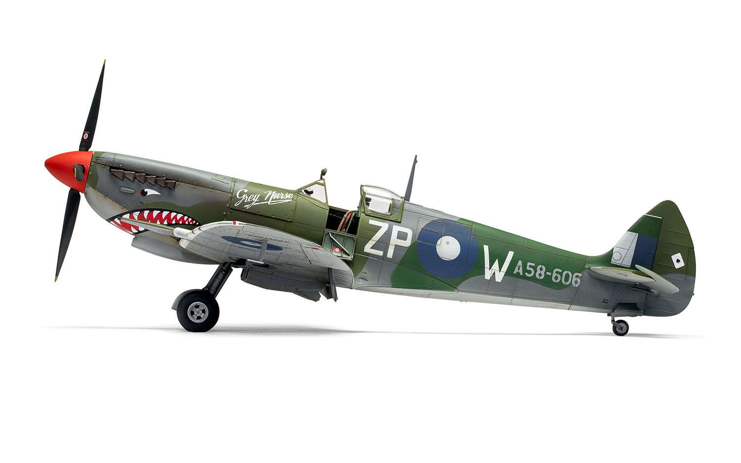 Airfix 1/24 Supermarine Spitfire Mk.VIII A17002 4