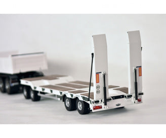 Goldhofer TU4 Flatbed Trailer